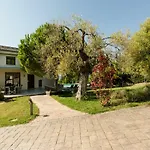 Villa Olivia Estate With Private Swimming Pool *