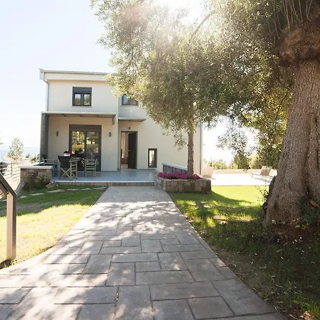Villa Olivia Estate With Private Swimming Pool