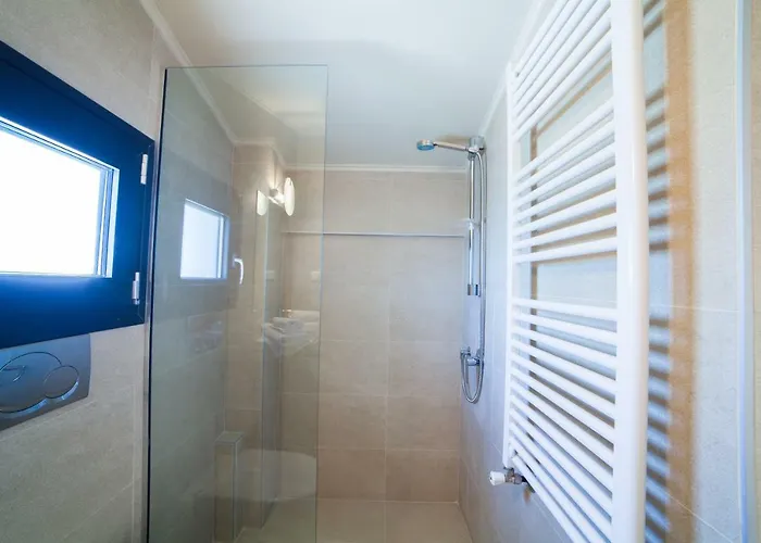 Olivia Estate With Private Swimming Pool Villa *