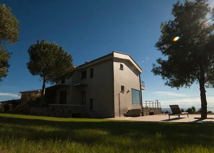 Olivia Estate With Private Swimming Pool * Elia Nikitis