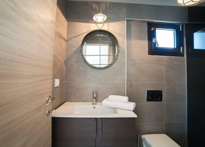 Olivia Estate With Private Swimming Pool