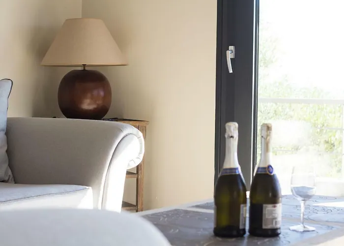 Olivia Estate With Private Swimming Pool Villa *