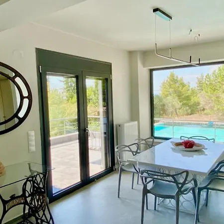 Olivia Estate With Private Swimming Pool *