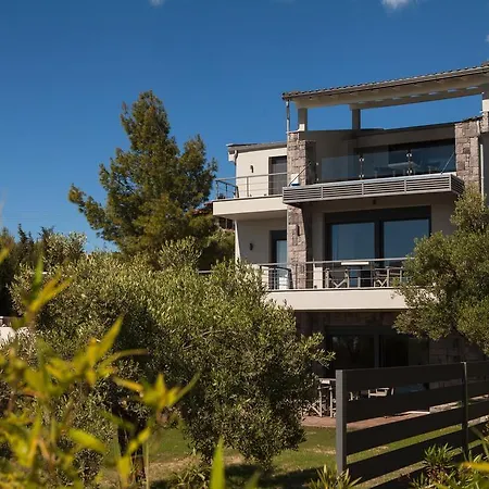 Willa Olivia Estate With Private Swimming Pool