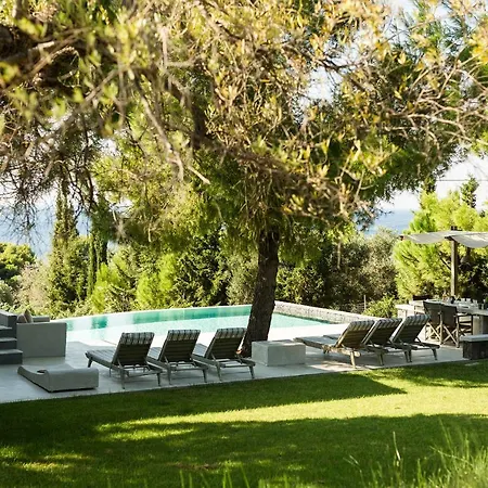 Olivia Estate With Private Swimming Pool Βίλα *
