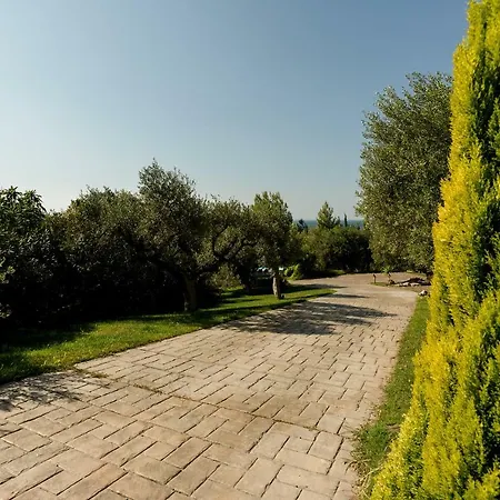 Olivia Estate With Private Swimming Pool Βίλα *