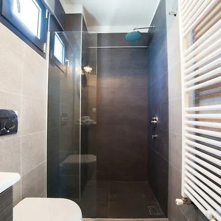 Olivia Estate With Private Swimming Pool Βίλα