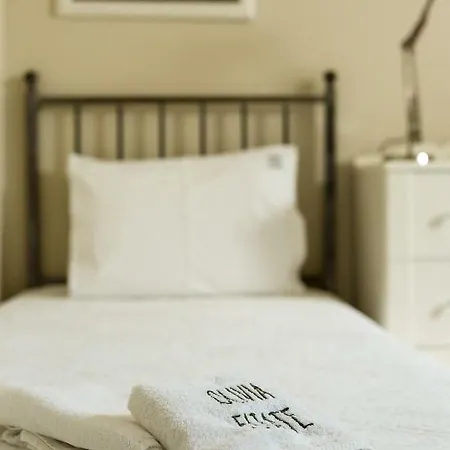 Olivia Estate With Private Swimming Pool Willa *