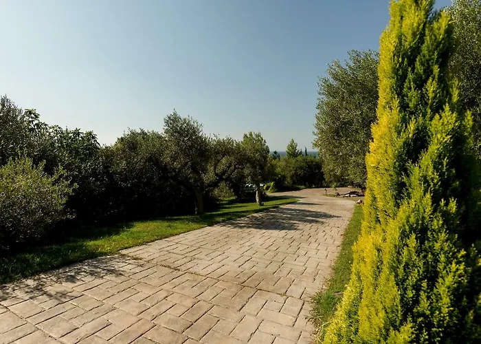 Olivia Estate With Private Swimming Pool Villa *