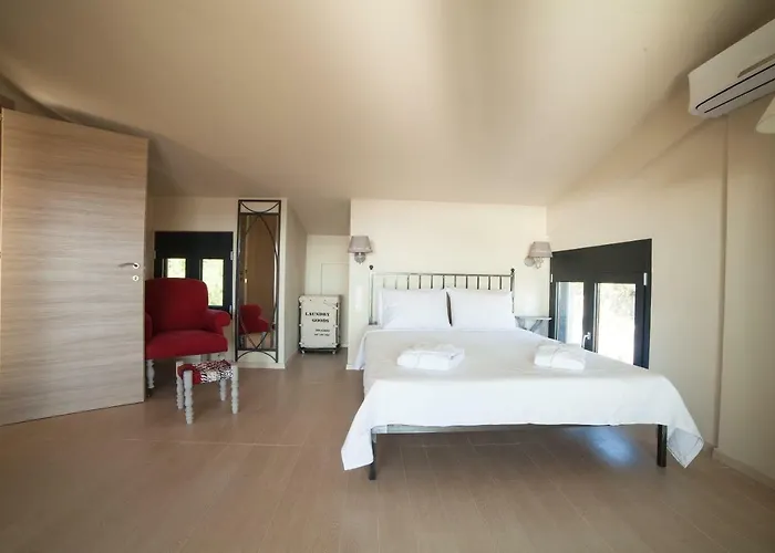 Villa Olivia Estate With Private Swimming Pool Elia Nikitis